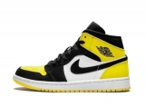 2023.8 Super Max Perfect Jordan 1 Mid “Yellow Toe”Men And Women Shoes-ZL (33)