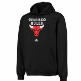 NBA Men's Adidas Chicago Bulls Logo Pullover Hoodie Sweatshirt - Black