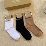 2023.10 (With Box) A Box of Burberry Socks (19)